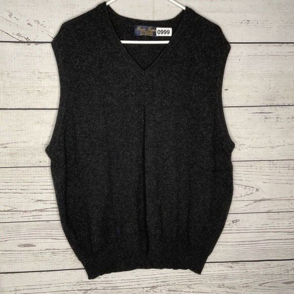 Brooks Brothers 100% Lambs Wool V-Neck Golf Sweater Vest Men Size L Dark Gray UK